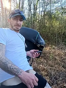 Snapshot of Mrluckstick chatting on March 9, 9:41 pm Mrluckstick online show from March 9, 9:41 pm