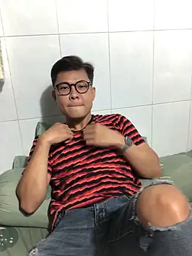 datnguyenvn online show from February 2, 9:19 am