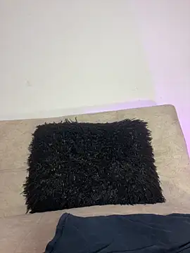 Snapshot of Charlottediolet chatting on March 29, 3:23 pm Charlottediolet online show from March 29, 3:23 pm