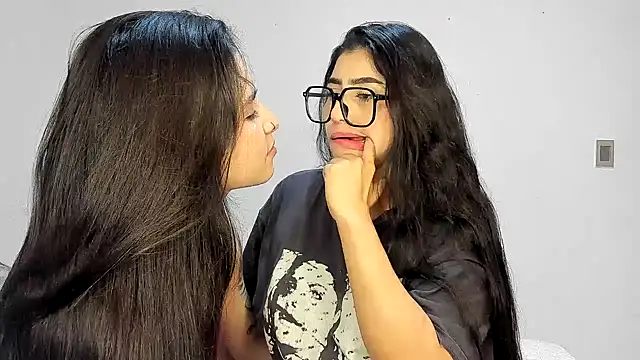 Sweet and Rous0 online show from January 14, 3:12 am