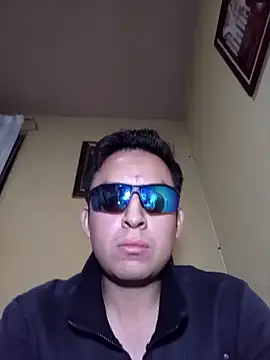 Snapshot of aczinovelez342 chatting on September 10, 8:58 am aczinovelez342 online show from September 10, 8:58 am