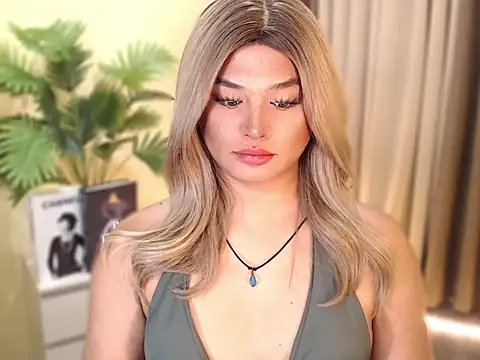 UrGoddess Kiera online show from October 24, 8:27 pm