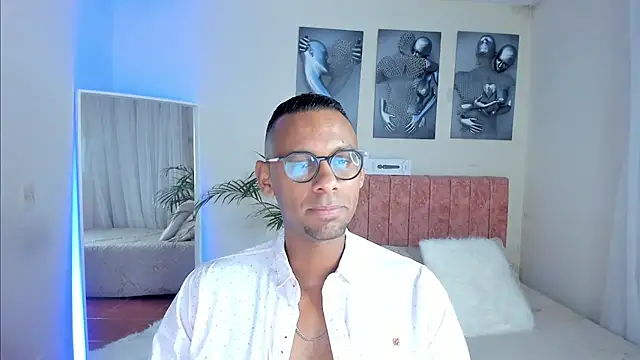 KingEdward  online show from September 26, 10:19 am