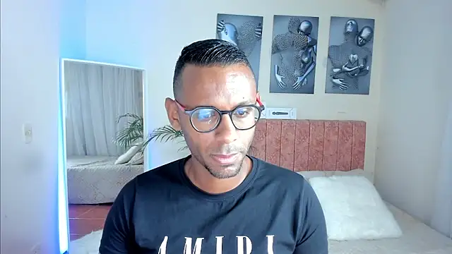 KingEdward  online show from September 30, 10:20 am