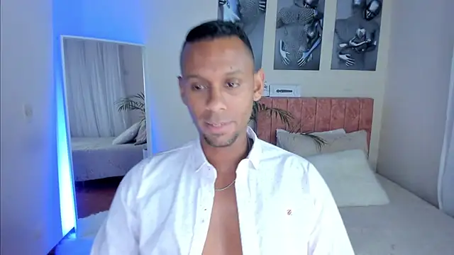 KingEdward  online show from October 14, 10:05 am