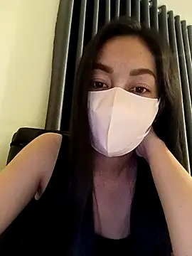 lisa huynh online show from October 1, 1:50 pm