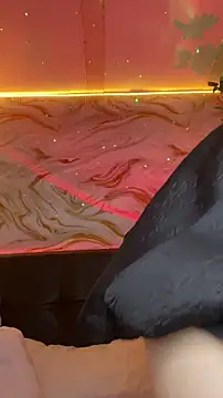 Snapshot of Valeryfox01_ chatting on November 16, 8:47 pm Valeryfox01 online show from November 16, 8:47 pm