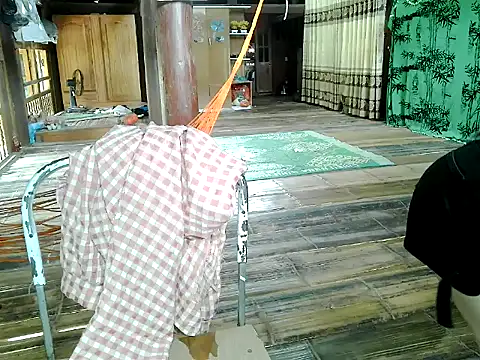 Snapshot of SuhyoCii chatting on March 16, 7:45 am SuhyoCii online show from March 16, 7:45 am