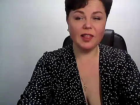 EllaLove2277 online show from November 24, 1:00 pm