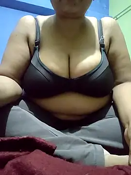 bitch-horny online show from October 18, 3:57 pm