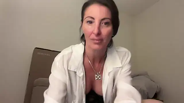 NurseStephania online show from October 19, 3:29 am