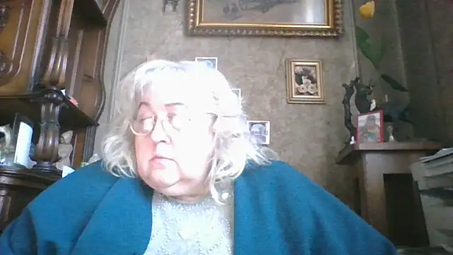 Lala-Love56 online show from November 13, 8:35 am