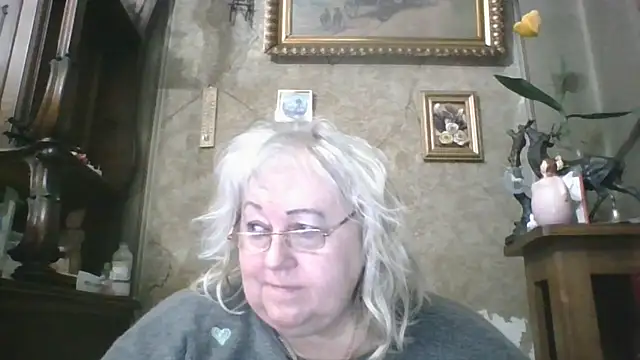 Lala-Love56 online show from March 30, 7:59 pm