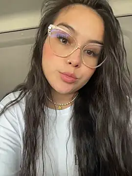 Snapshot of amberbakee chatting on November 10, 4:17 pm amberbakee online show from November 10, 4:17 pm