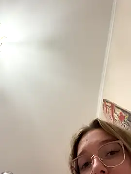 Bellatrisssaa online show from September 22, 4:20 pm