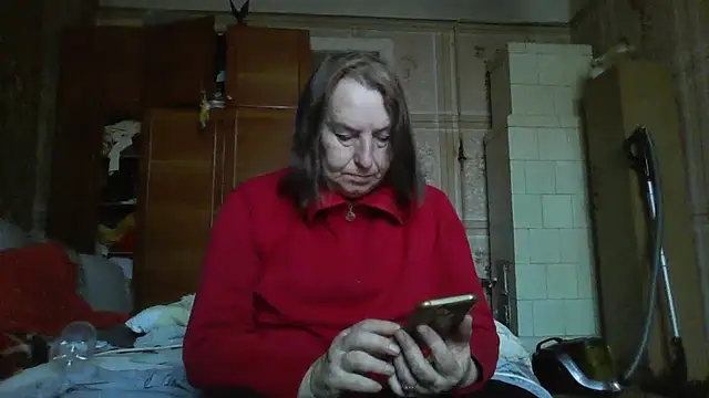 AnnaLive570 online show from October 22, 8:25 am