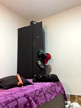 Snapshot of 0anonimo_bottom1 chatting on September 29, 7:40 pm 0anonimo bottom1 online show from September 29, 7:40 pm