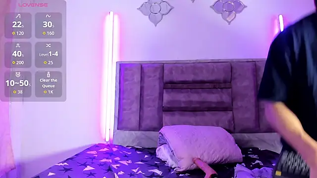 Snapshot of 0anonimo_bottom1 chatting on October 10, 1:43 pm 0anonimo bottom1 online show from October 10, 1:43 pm