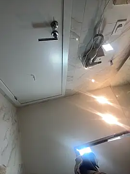 dgzzzkskks online show from September 14, 7:57 pm