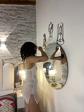 Snapshot of Kristy1_ chatting on September 21, 11:01 am Kristy1 online show from September 21, 11:01 am