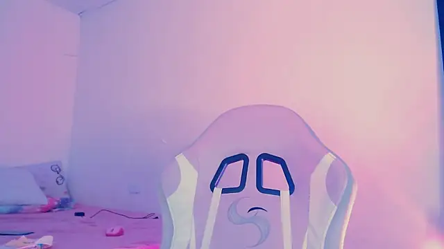 Alice lidell online show from February 5, 5:50 pm