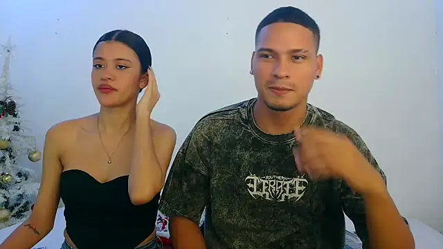 Sexy777Couple online show from January 6, 2:15 am