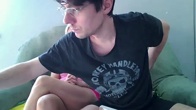 Snapshot of Eric_Basilio chatting on September 26, 11:47 am Eric Basilio online show from September 26, 11:47 am