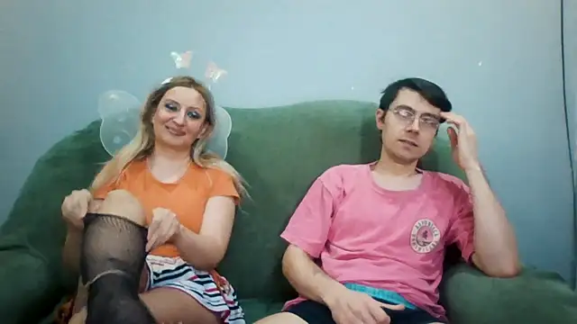 Snapshot of Eric_Basilio chatting on February 14, 5:21 pm Eric Basilio online show from February 14, 5:21 pm