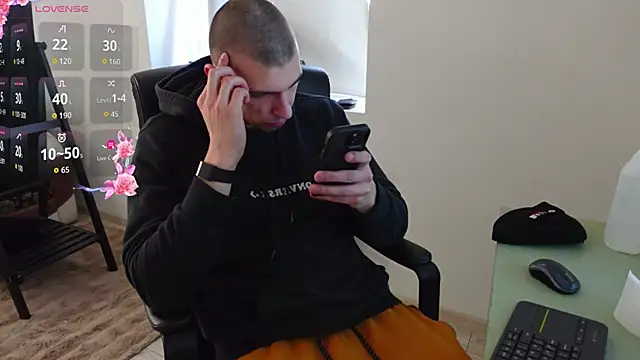 Snapshot of Ryan_Dozer chatting on March 8, 6:50 am Ryan Dozer online show from March 8, 6:50 am