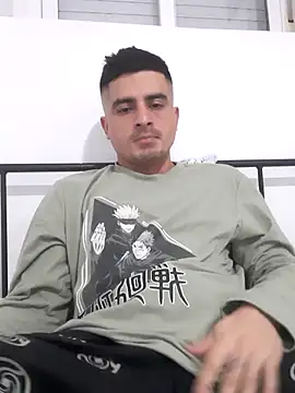 Andr3s69xxx online show from February 7, 11:30 pm