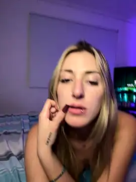 Sashailardi online show from January 8, 6:37 am