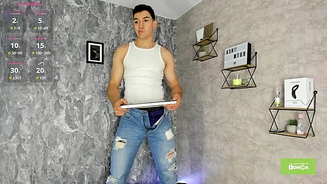 Snapshot of alex_cumfit1 chatting on November 30, 1:09 am alex cumfit1 online show from November 30, 1:09 am