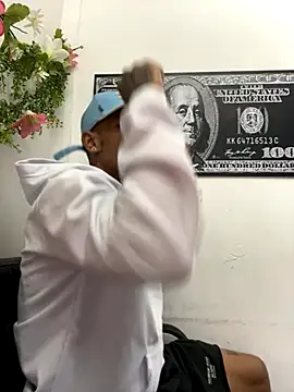 carl jhonson821 online show from October 21, 5:02 pm