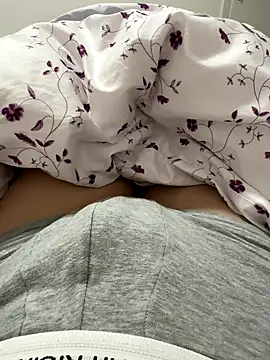 JJ 131 online show from September 8, 5:12 pm