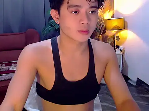 NautyBoyBrazeen 143 online show from July 17, 3:39 pm