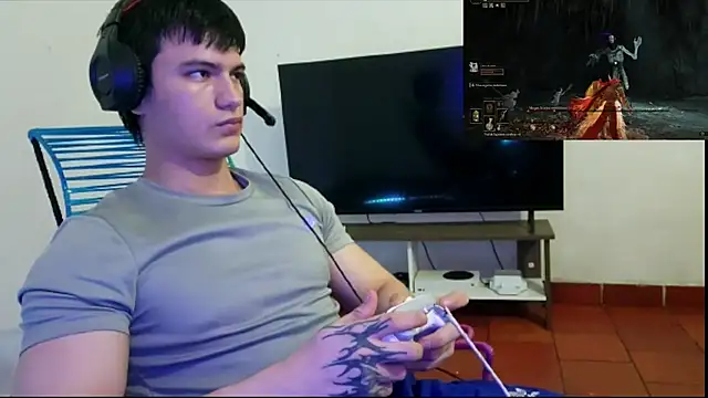 ErickWalton online show from November 6, 4:57 am