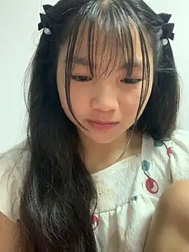 Emlyly-18 online show from September 29, 12:49 am