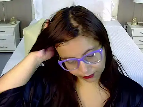 Amber Rouge  online show from September 27, 12:21 pm