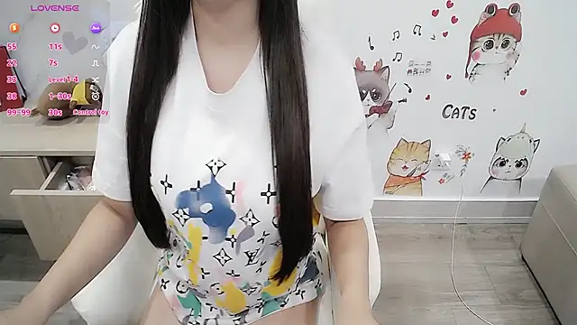 Eirlys18 online show from September 15, 4:18 pm