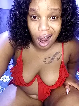 Snapshot of ThickAmy chatting on March 11, 2:06 am ThickAmy online show from March 11, 2:06 am