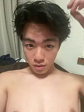 Snapshot of gagsjj chatting on October 18, 3:46 pm gagsjj online show from October 18, 3:46 pm