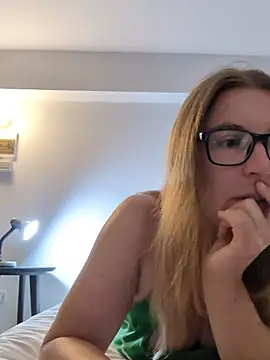 story of sarah online show from May 7, 7:19 pm