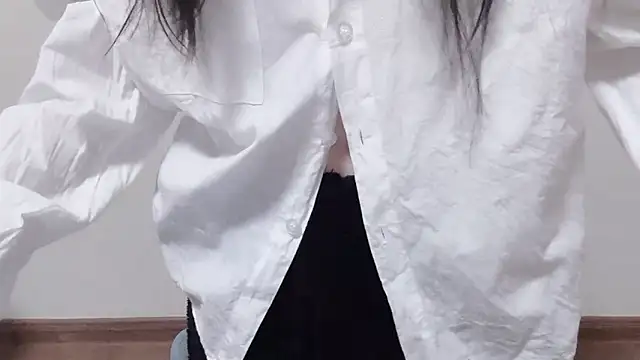 Queen ww online show from November 23, 2:17 pm