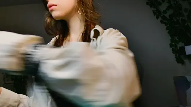 Snapshot of Yoka_paradoXXX chatting on November 9, 5:06 am Yoka paradoXXX online show from November 9, 5:06 am