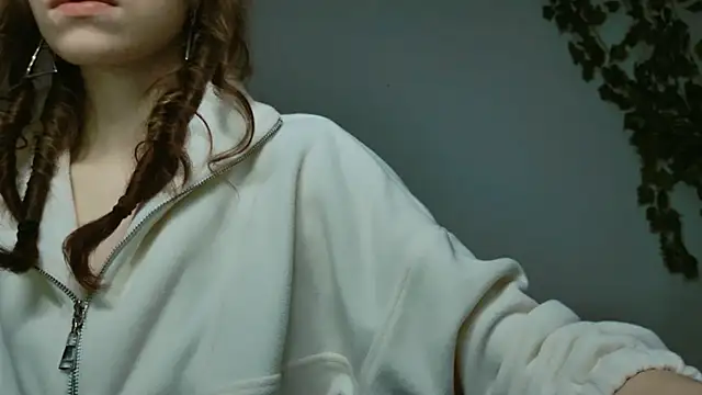 Snapshot of Yoka_paradoXXX chatting on November 14, 5:06 am Yoka paradoXXX online show from November 14, 5:06 am