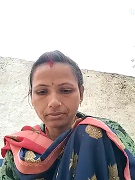Snapshot of KIRTI12_HOT chatting on December 4, 1:59 am KIRTI12 HOT online show from December 4, 1:59 am