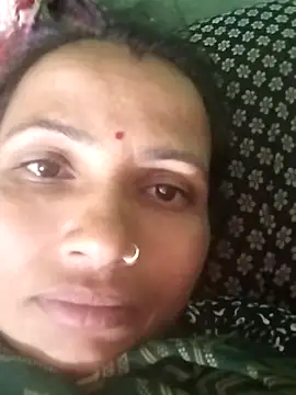 Snapshot of KIRTI12_HOT chatting on January 17, 4:11 pm KIRTI12 HOT online show from January 17, 4:11 pm