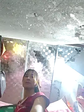 Yumyum kiw online show from November 17, 6:14 pm