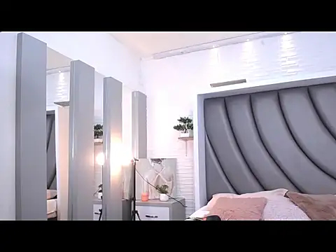 Luciana Graay online show from September 13, 11:10 am