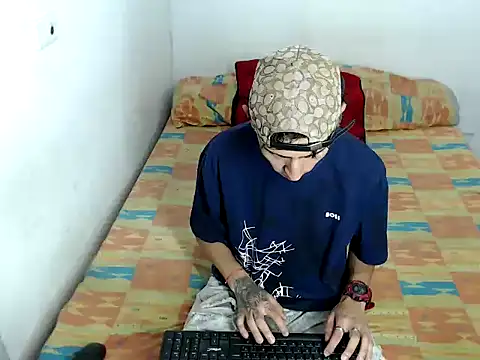 Snapshot of Arnold_hot chatting on September 12, 1:00 pm Arnold hot online show from September 12, 1:00 pm